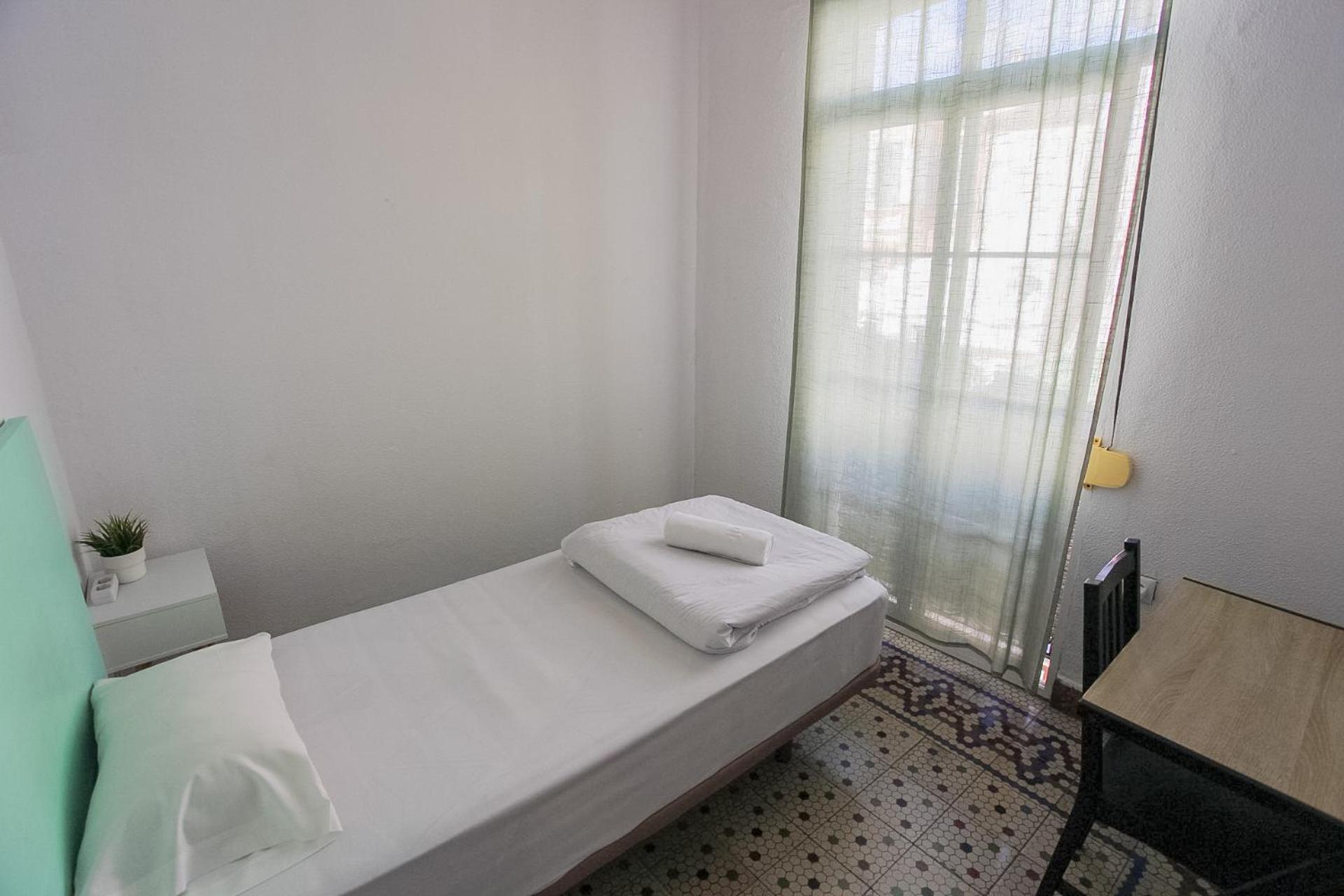 Bbtk Bed And Bike Hotel Malaga Exterior photo
