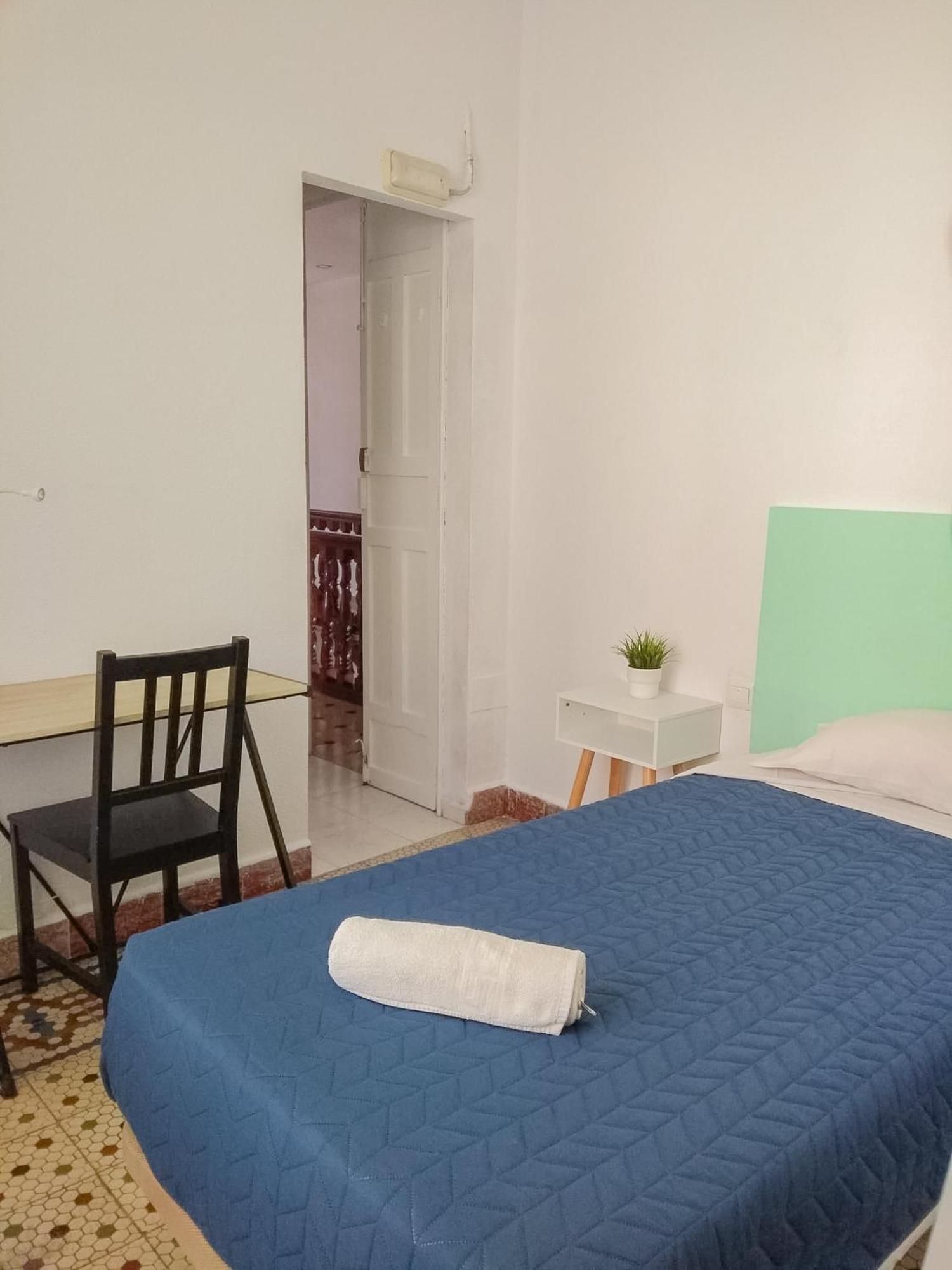 Bbtk Bed And Bike Hotel Malaga Exterior photo